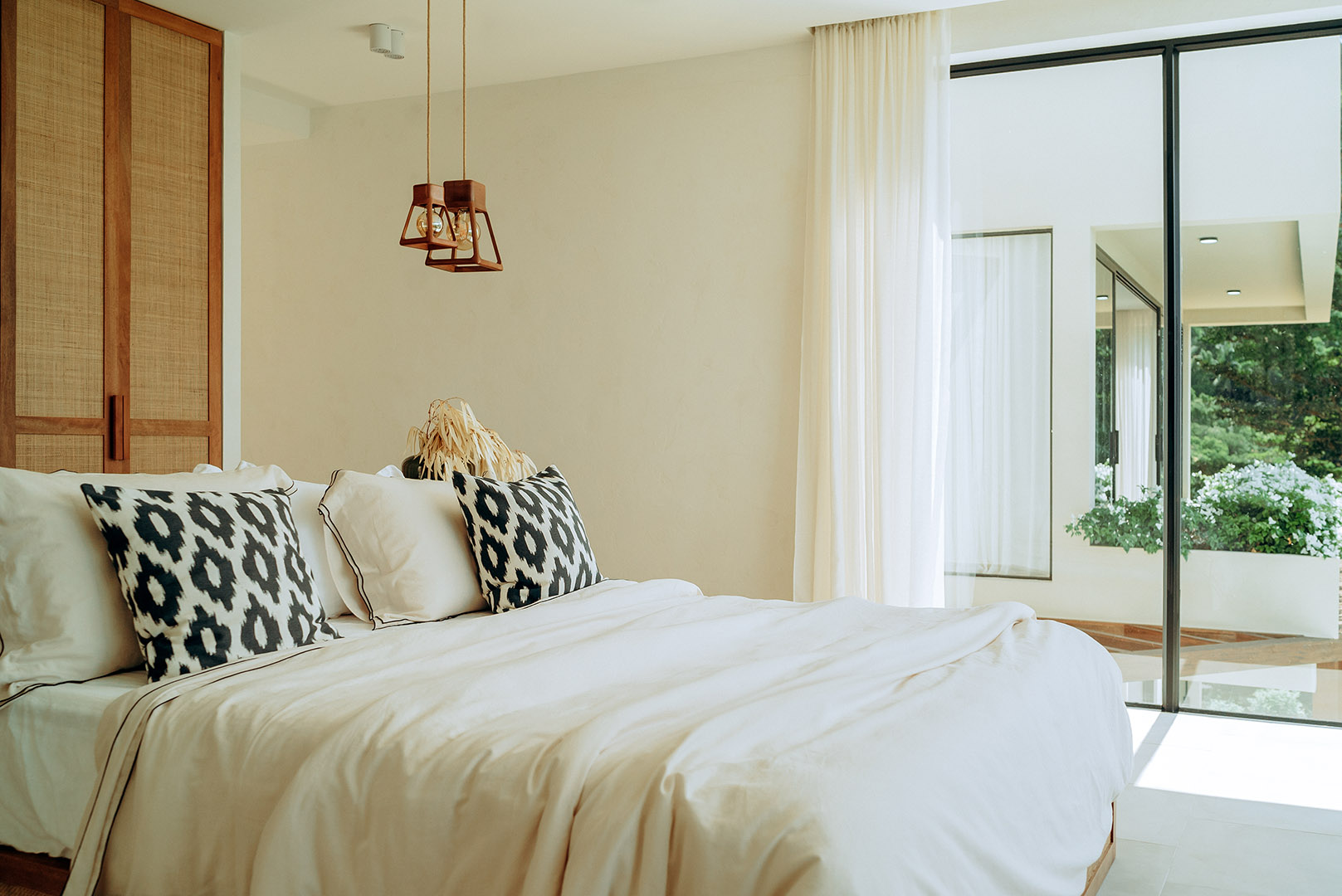 Istani Villas – Award Winning Mediterranean 4+1 Bedroom Seaview Villa in Chaweng 