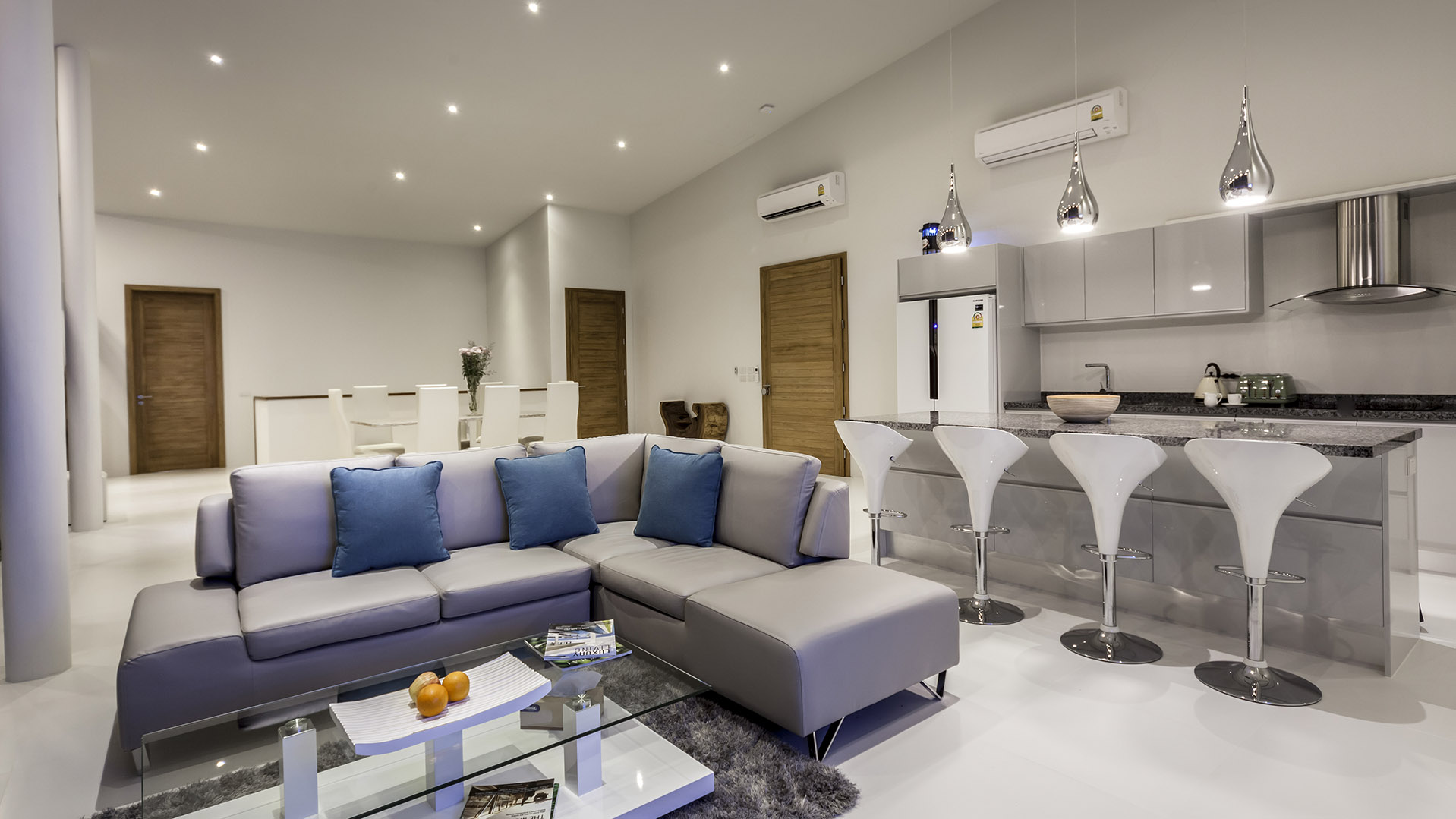 Supreme 4+1 Bedroom Seaview Pool Villa in Maenam for Sale