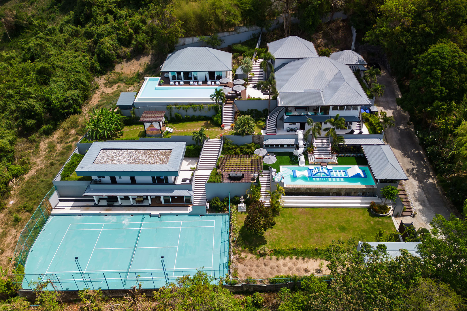 Substantial 9 Bedroom Seaview Pool Villa in Bang Makham for sale