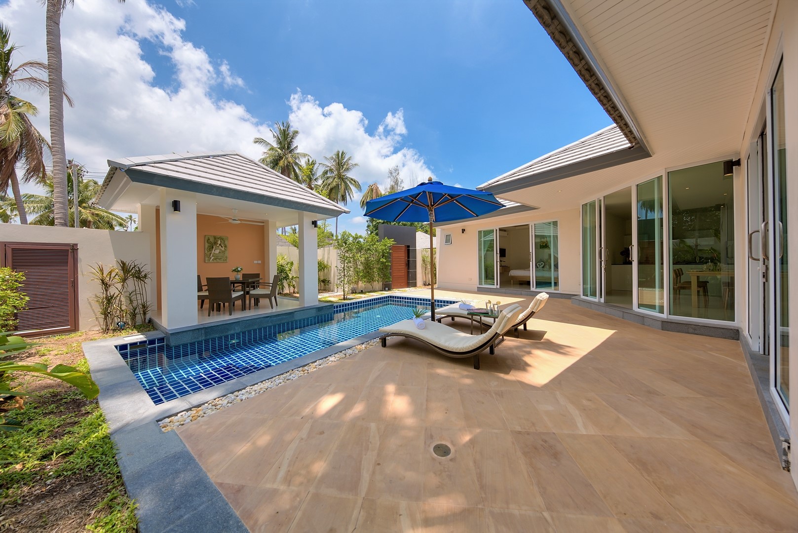 Beachside 2 Bedroom Garden Pool Villa in Lipa Noi for sale