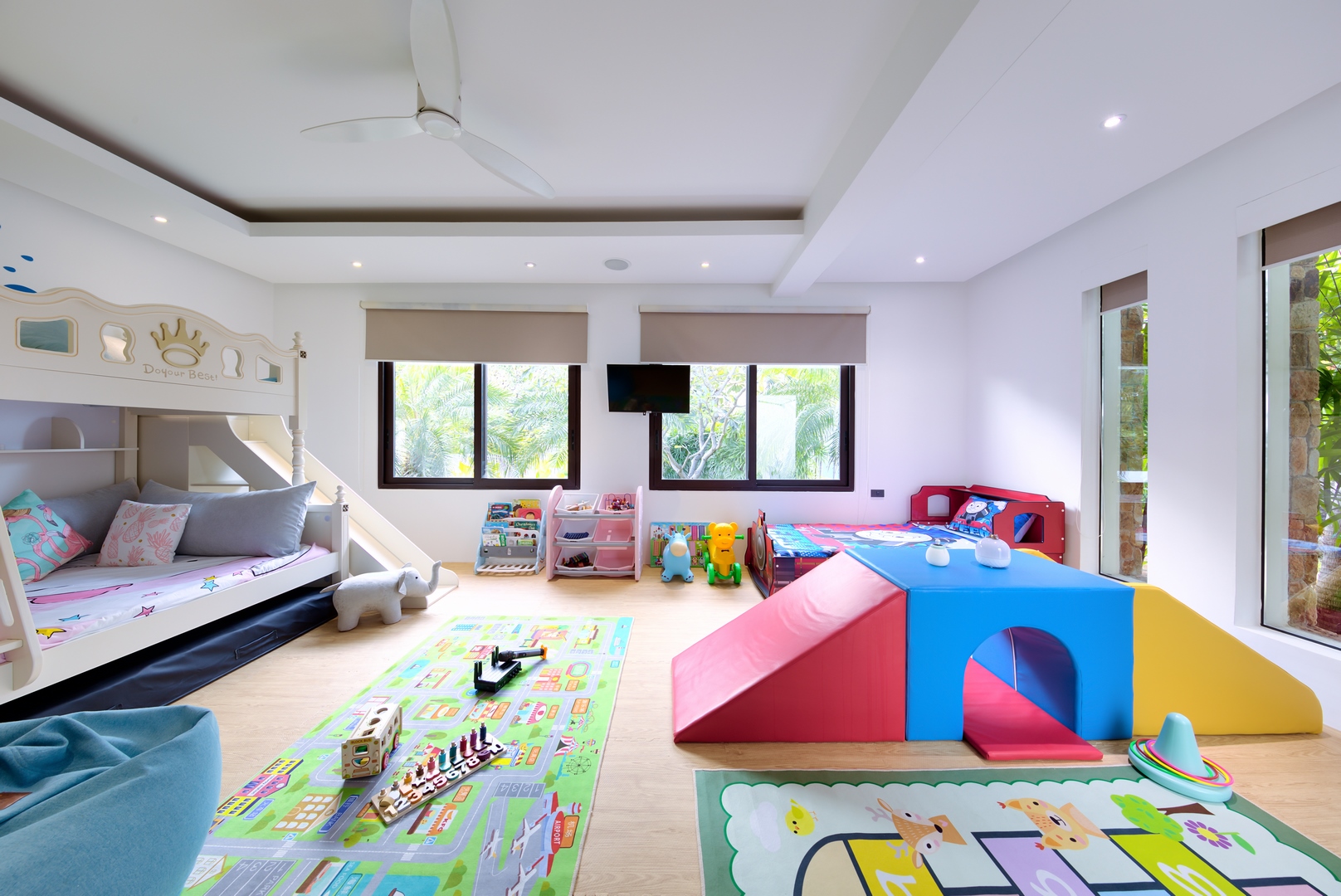 Villa Turquoise – Luxury 4 Bedroom Seaview Villa in North Chaweng for sale