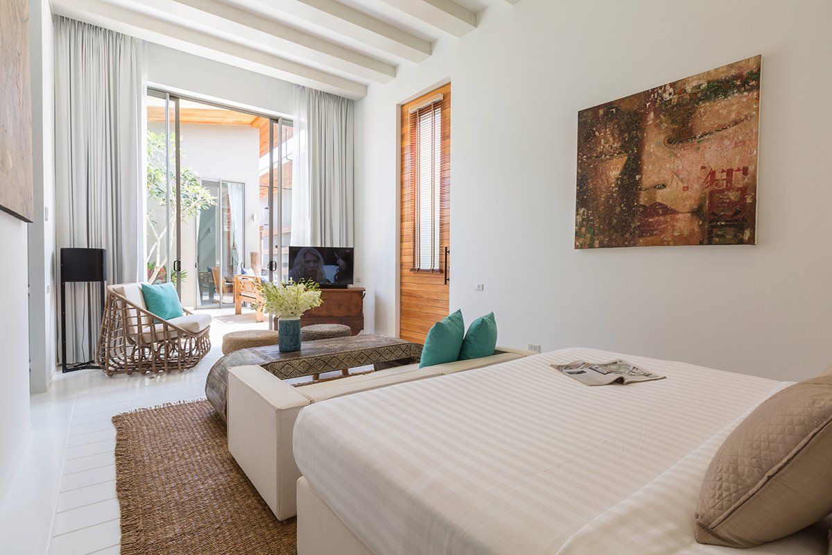 (SOLD) Villa Kirana by Pavana – Luxurious 6 Bedroom Beachfront Villa in Laem Sor for sale