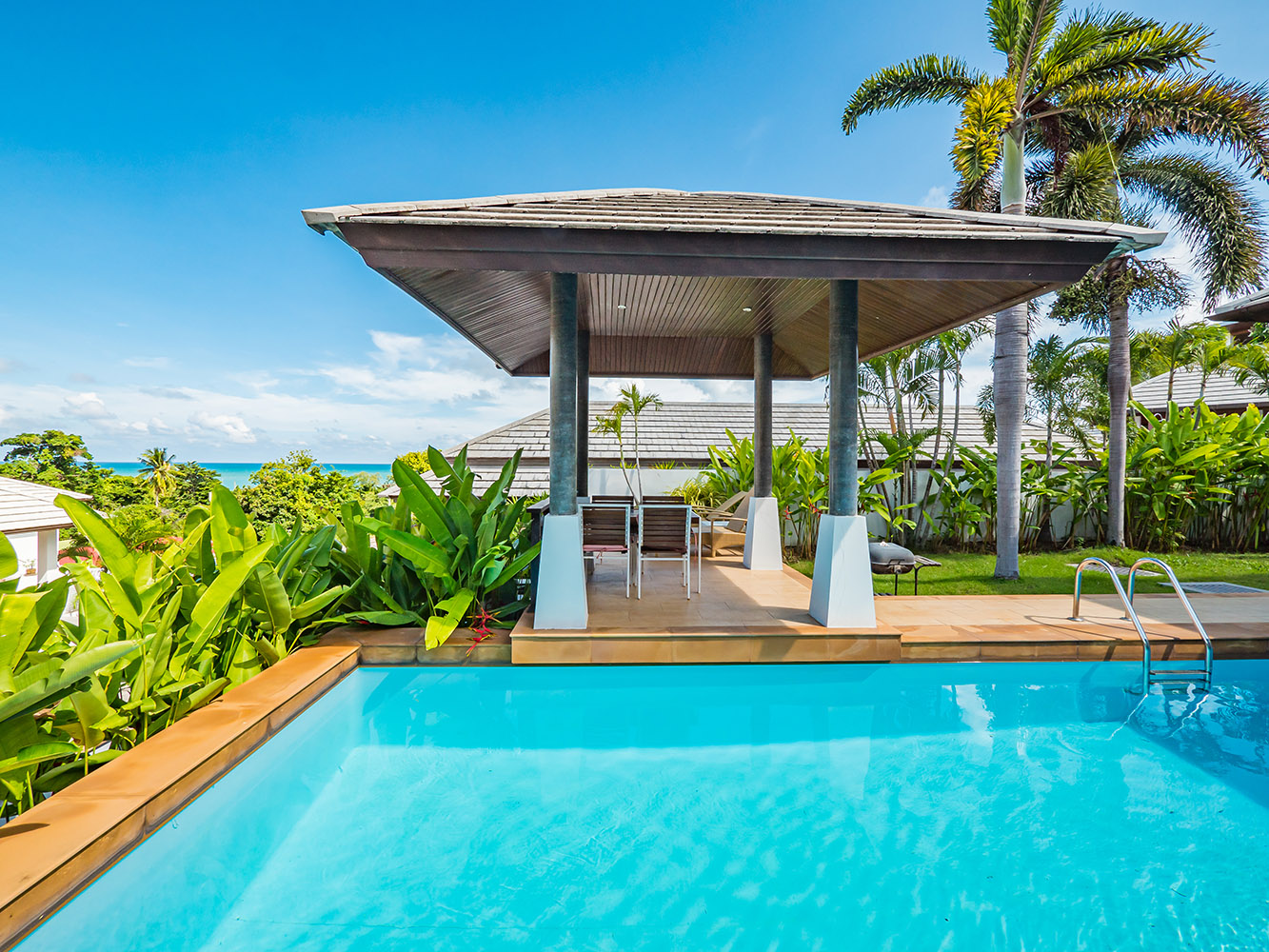 Villa Horizon 20 - Tropical 2 Bedroom Partial Seaview Pool Villa in Choengmon for sale