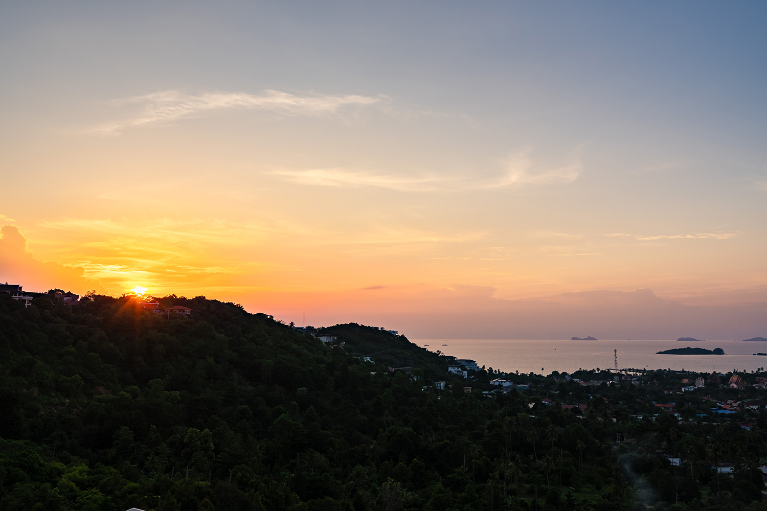 (PRICE REDUCED!) Narai Kiri Villa – Spacious 5 Bedroom Seaview Pool Villa in Plai Laem for sale