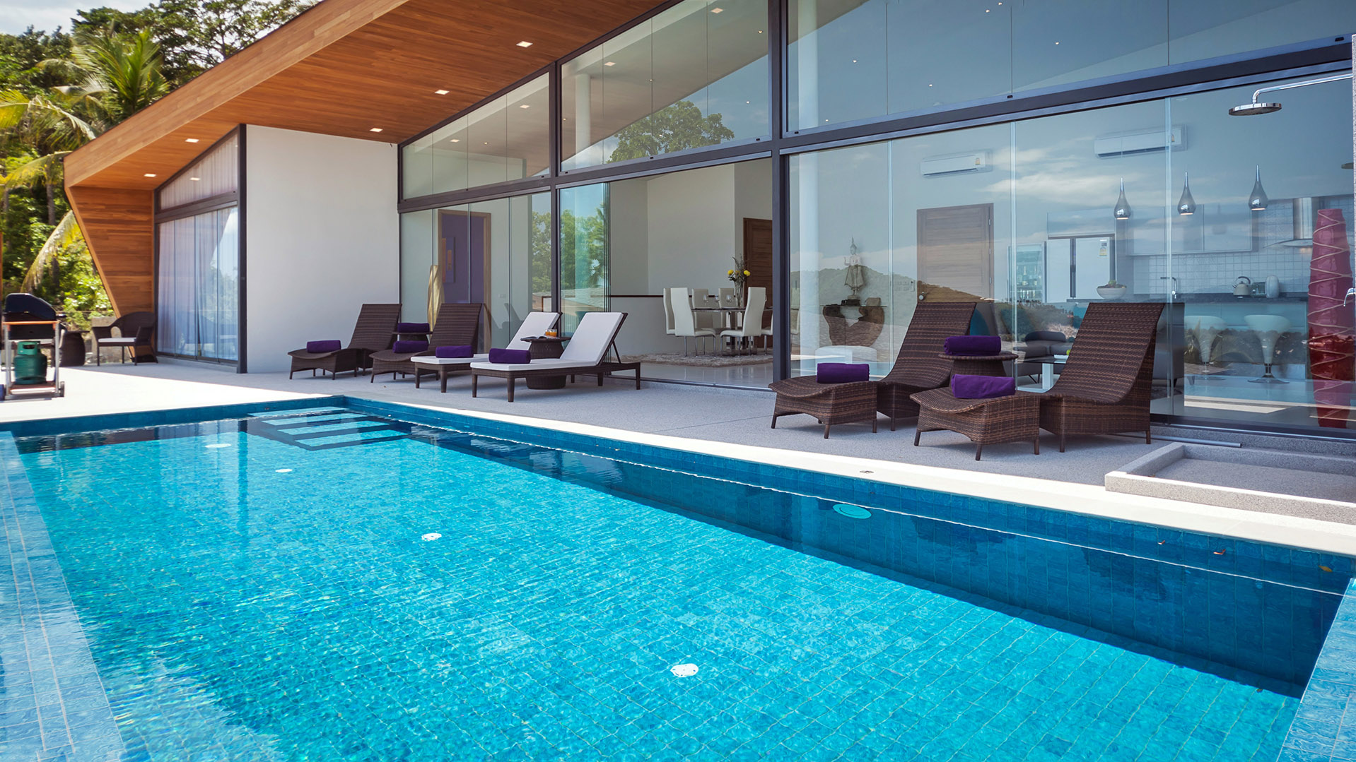 Supreme 4+1 Bedroom Seaview Pool Villa in Maenam for Sale