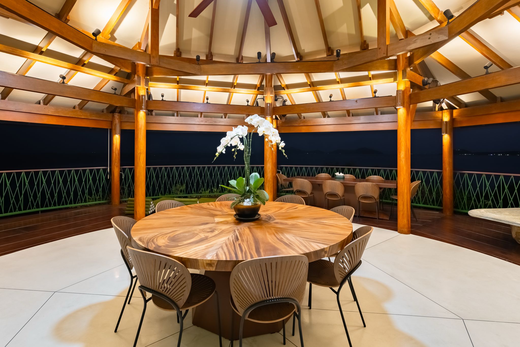 Villa Ladylagoon – Rare 8 Bedroom Beachfront villa in Laem Set for sale