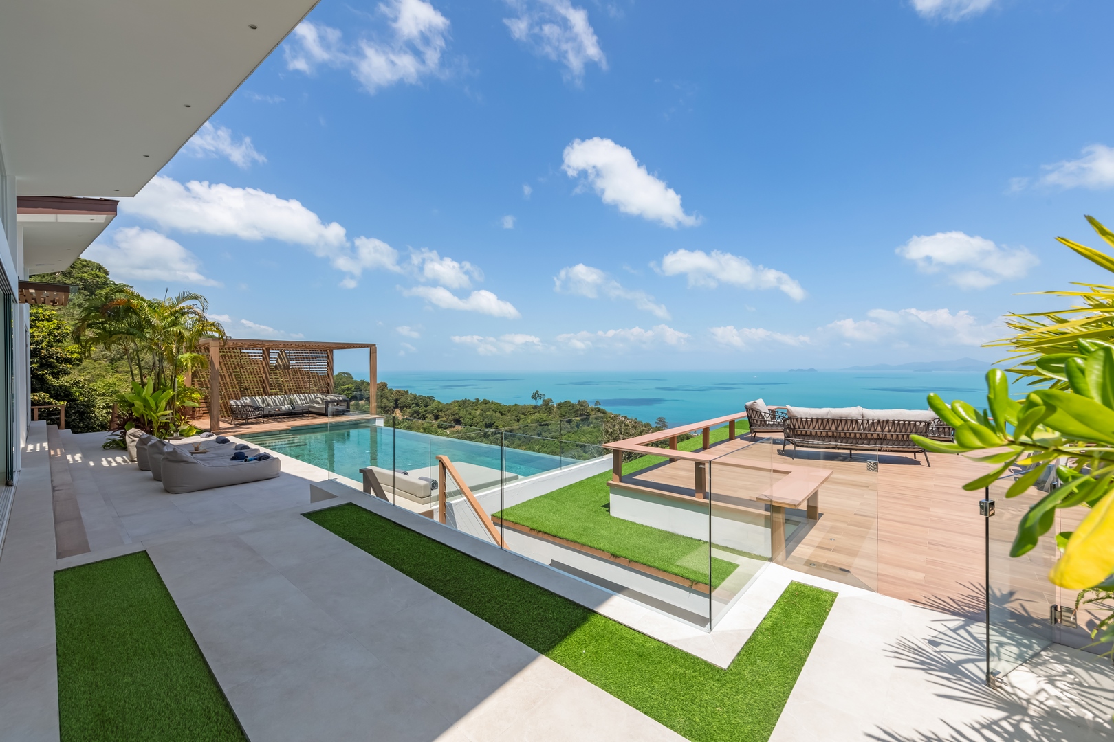 Pacific Palisade Villa Venice – 4 Bedroom Seaview Pool Villa in Bang Por for sale: Pacific Palisades Villa Venice – 4 Bedroom Seaview Pool Villa in Bang Por for sale