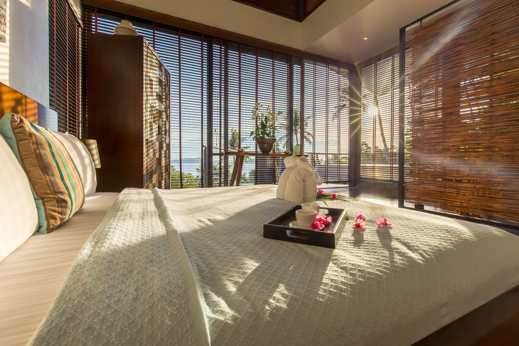 L2 Residence – Lavish 4 Bedroom Seaview Pool Villa in Laem Set for Sale