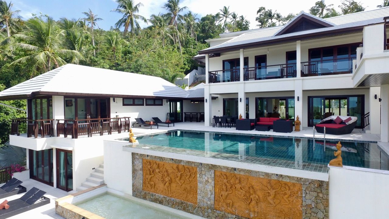 (SOLD) Large 5 bedroom Sea View Villa Alexa for sale in Maenam