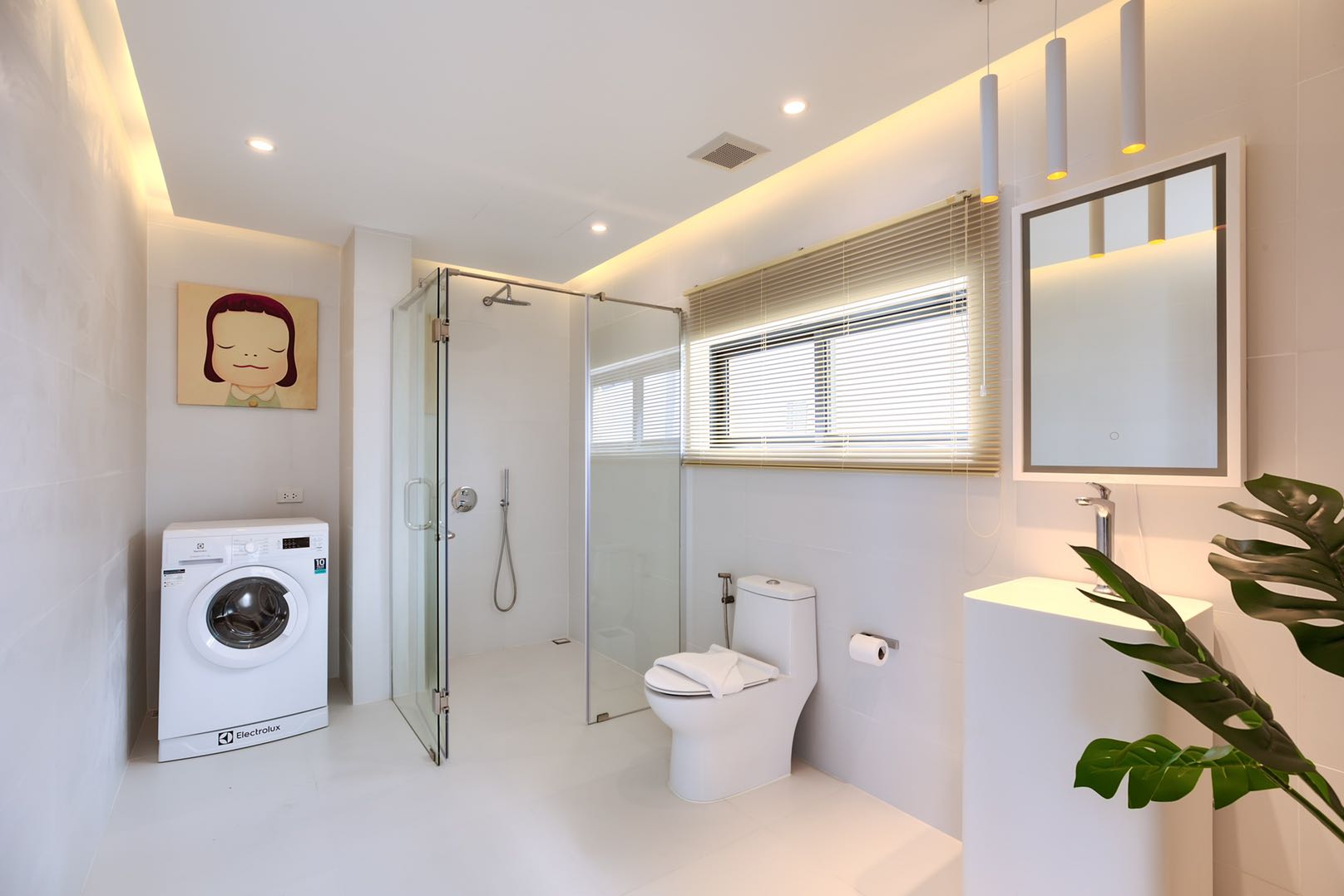 The Wave 2 - Urbane 5 Bedroom Seaview Pool Villa in Chaweng Noi for sale