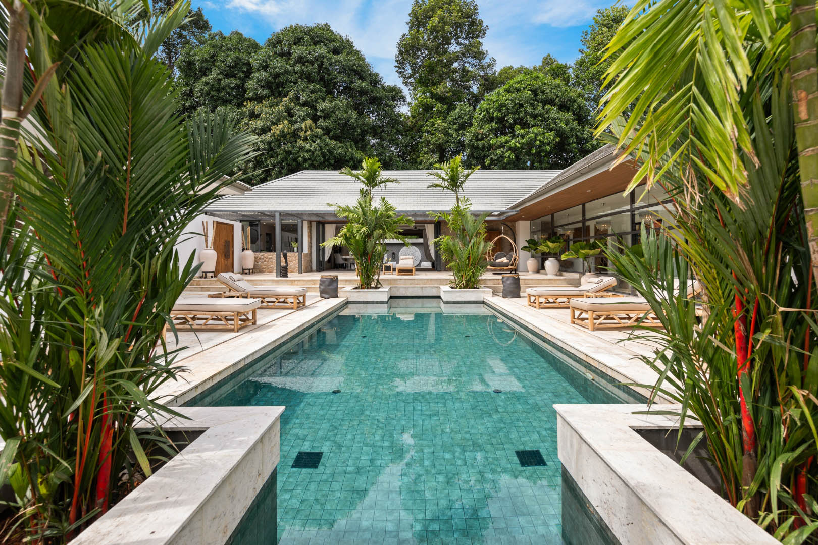 Villa Riverside – Luxury 5 Bedroom Balinese Tropical Retreat in Maenam for sale: Villa Riverside – Luxury 5 Bedroom Balinese Tropical Retreat in Maenam for sale