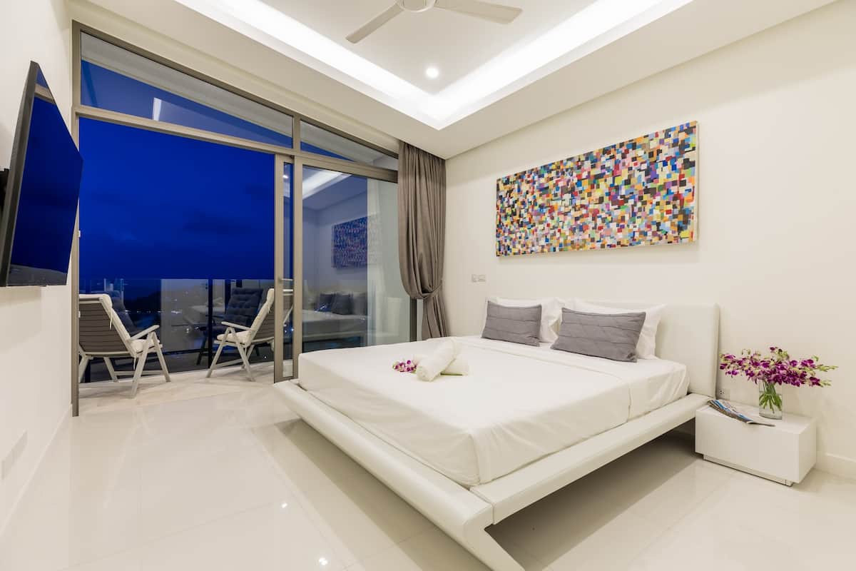 Trendy 4 Bedroom Seaview Pool Villa in Choeng Mon for sale