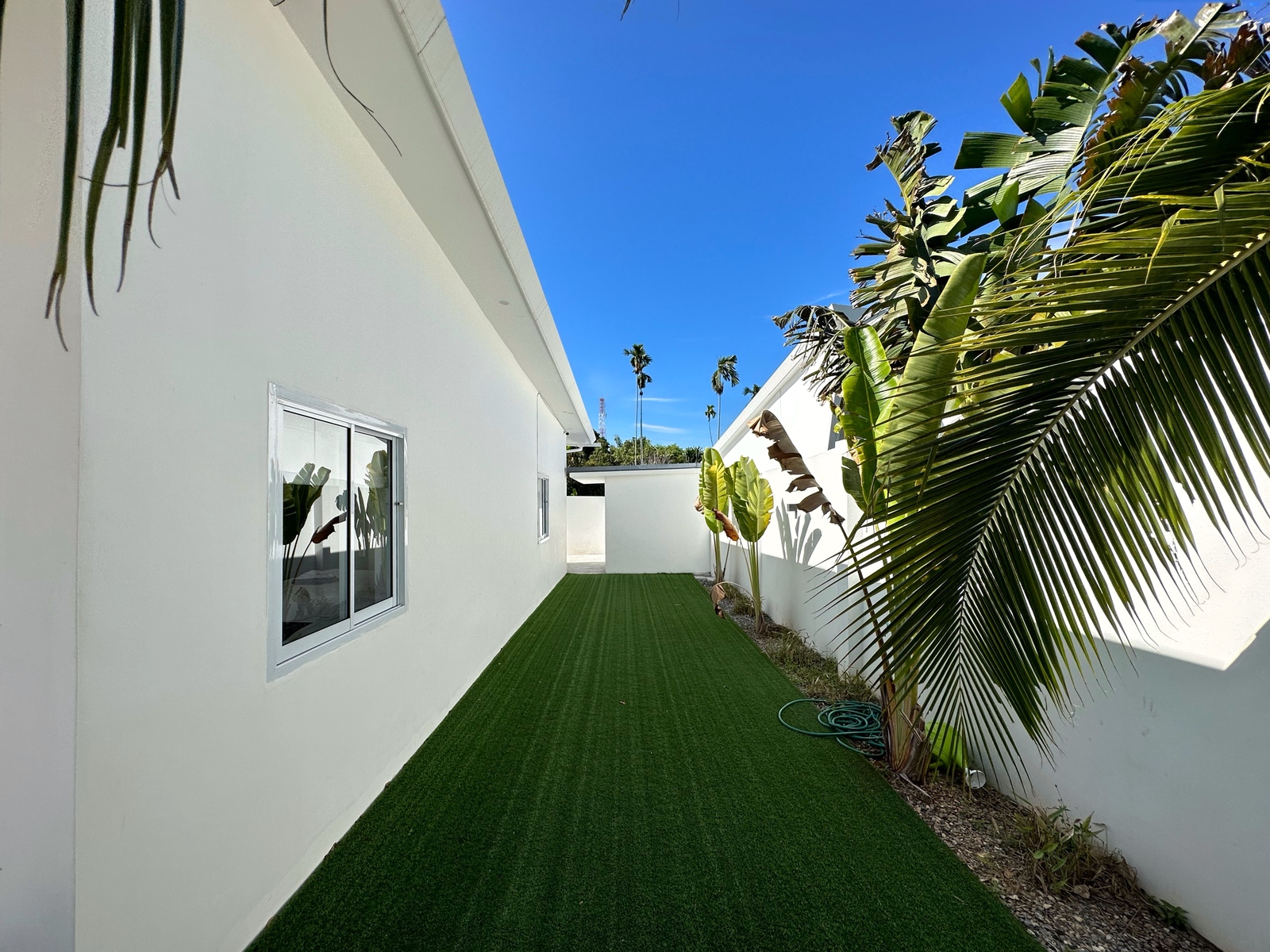 (SOLD) Comfortable 3 Bedroom Garden Pool Villa in Bophut for sale