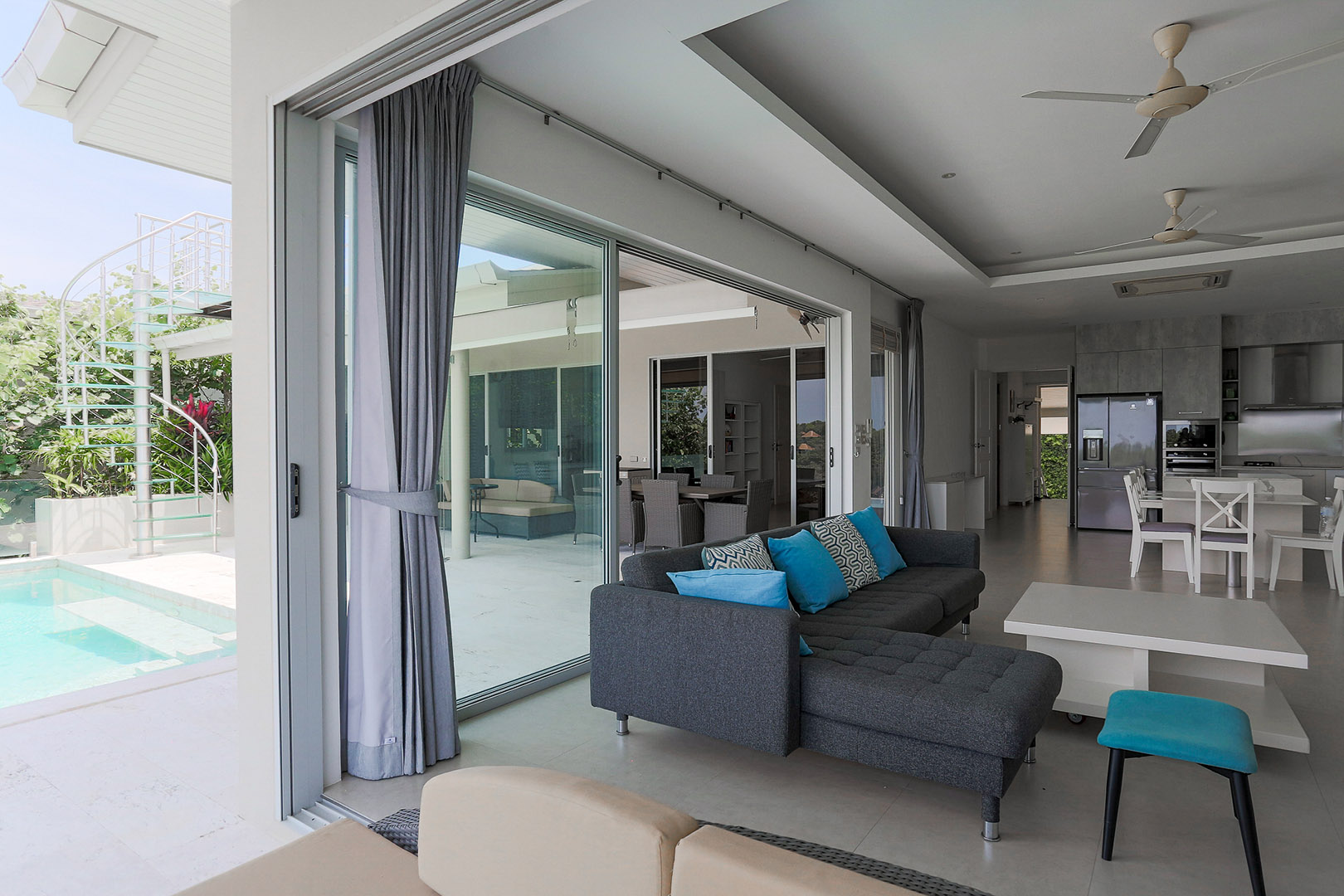 Bayside BB3 – Beachside 5 Bedroom Seaview Pool Villa in Samrong Bay for sale: Bayside BB3 – Beachside 5 Bedroom Seaview Pool Villa in Samrong Bay for sale