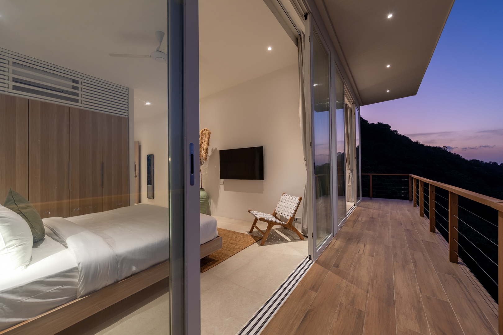 Pacific Palisade Villa Venice – 4 Bedroom Seaview Pool Villa in Bang Por for sale: Pacific Palisades Villa Venice – 4 Bedroom Seaview Pool Villa in Bang Por for sale