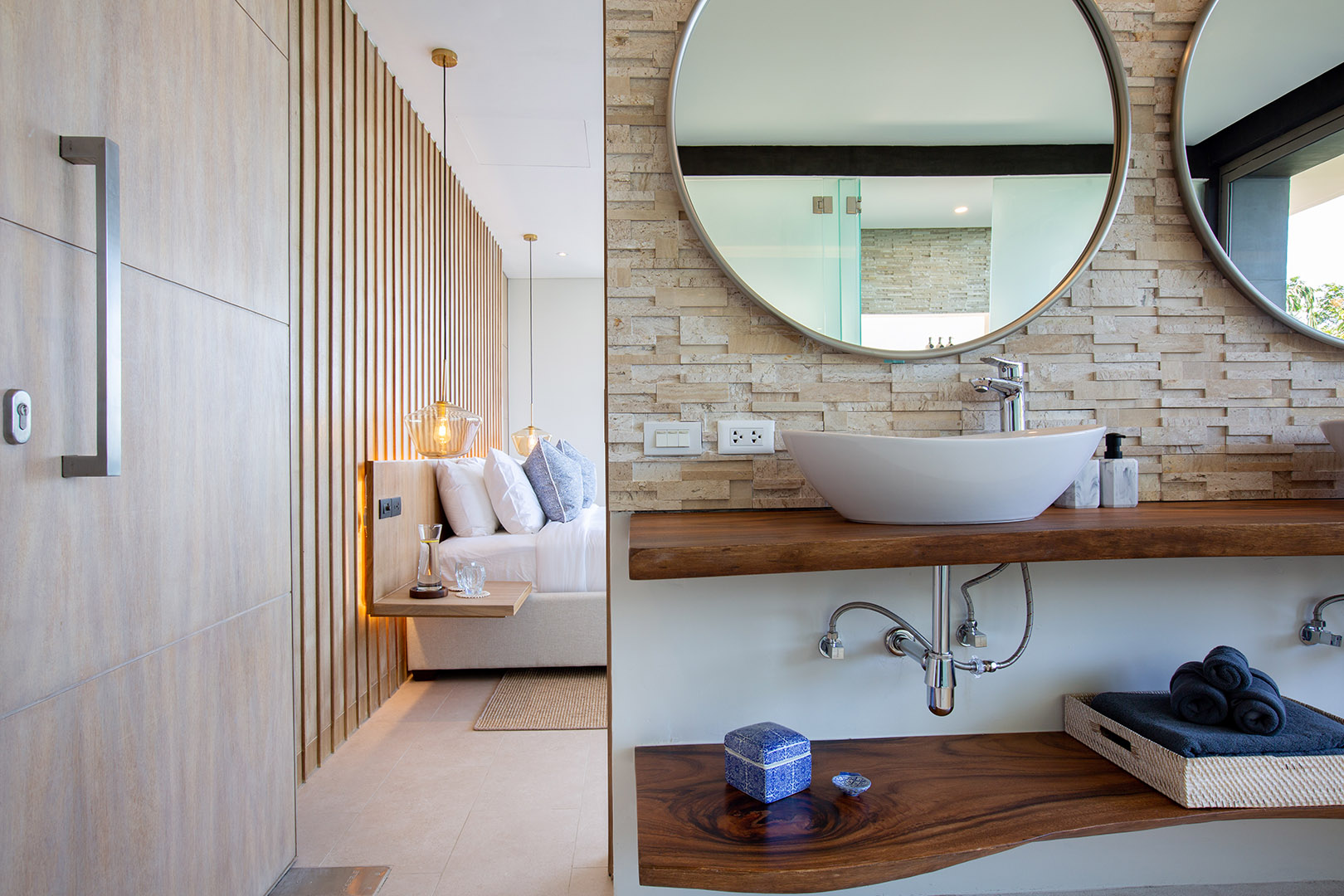 (SOLD) Villa Celadon – Captivating 5 Bedroom Seaview Pool Villa in Bangpor, Koh Samui