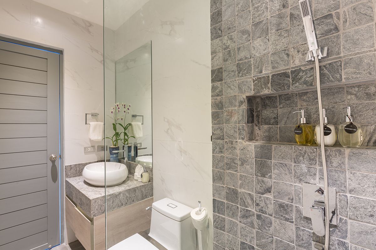 Villa Dahlia - Breathtaking 3+1 Bedroom Seaview Villa in Thongson Bay for sale