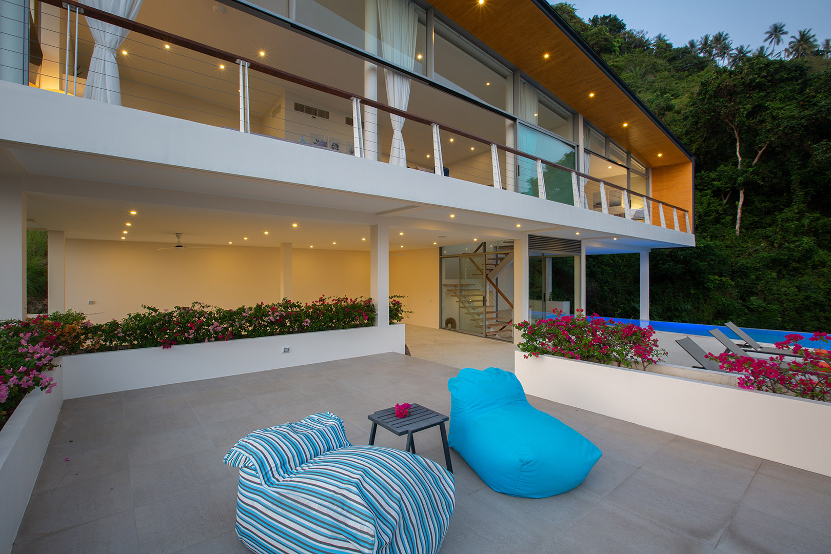 Oasis Samui – Modern 4 Bedroom Seaview Pool Villa in Lamai for sale