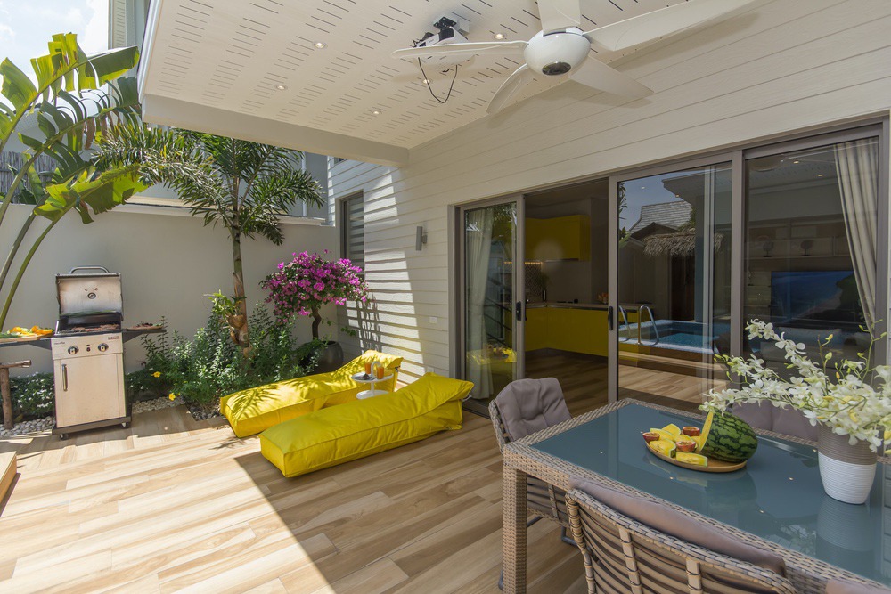 Villa Limoncello – Beachside 3 Bedroom Pool Villa in Ban Tai for sale