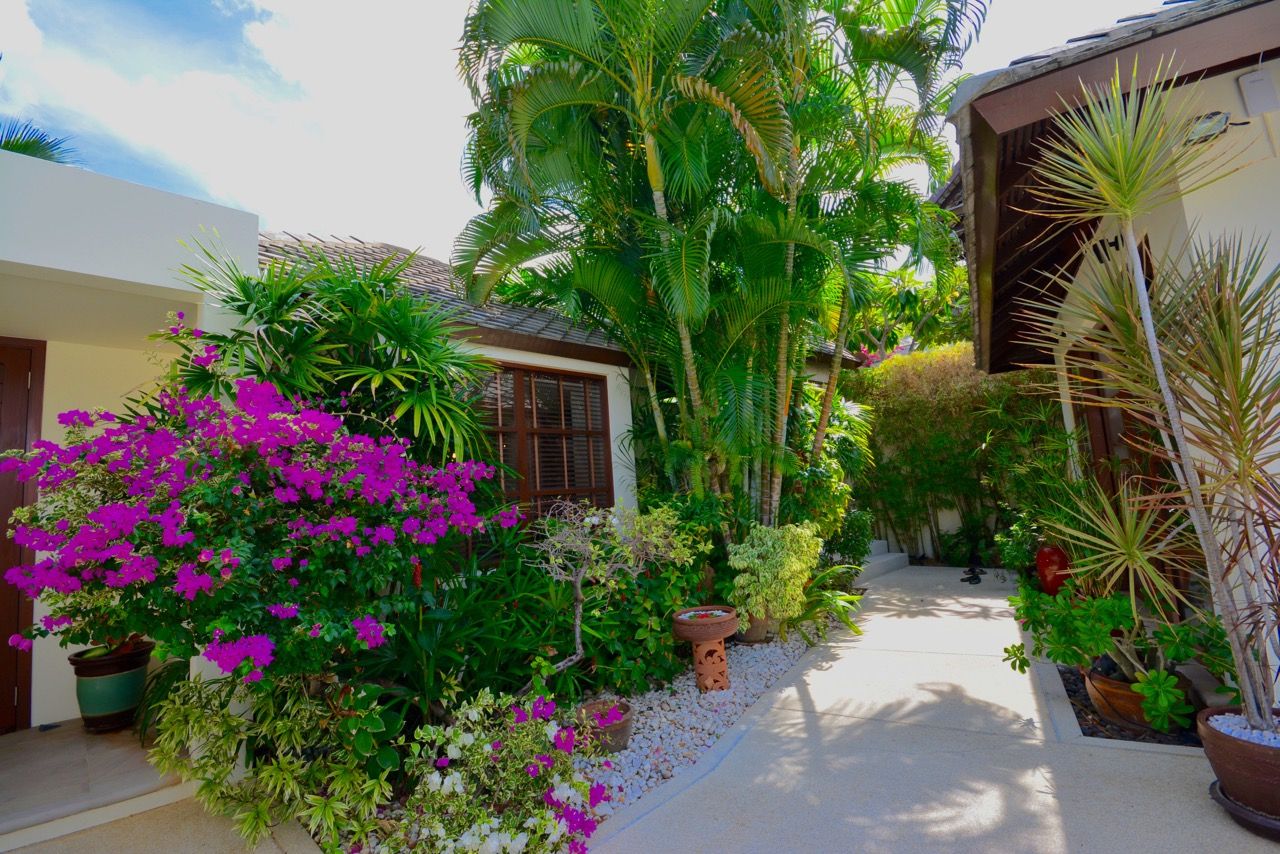 (SOLD) 3 bedroom pool villa in Kanda Residence 5* resort for sale