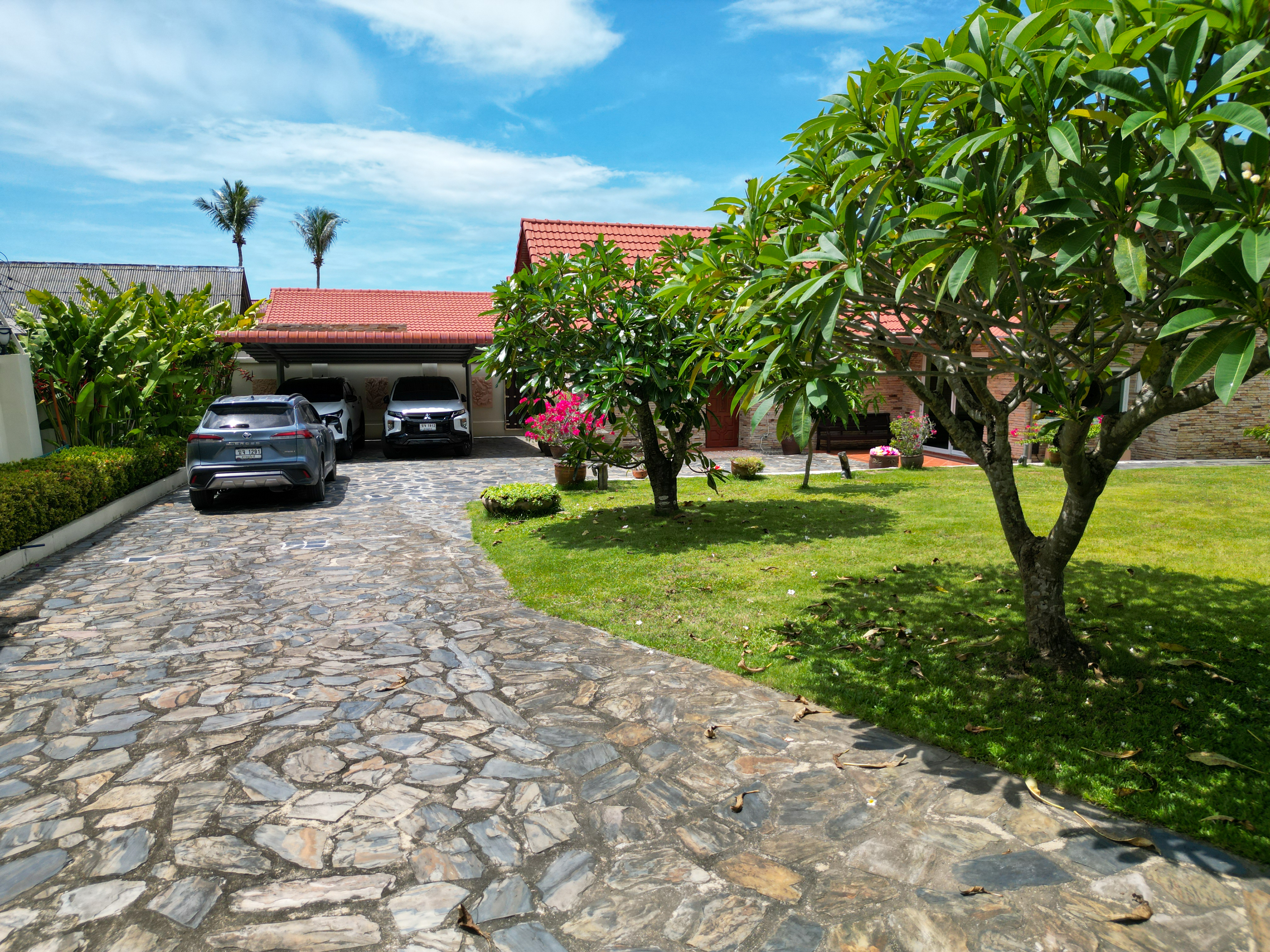 (PRICE REDUCED!) Rare Opportunity 9-Bedroom Beachfront Villa with Redevelopment Potential in Bangpor