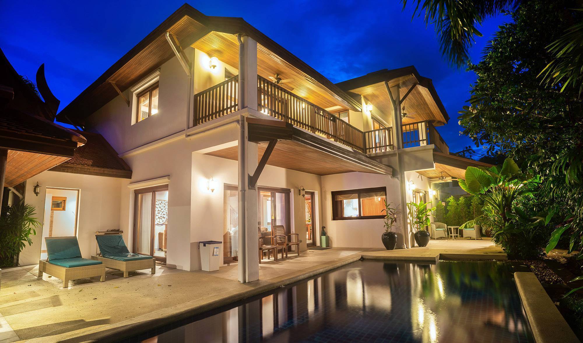 (SOLD) Tropical 4-bedroom beachside villa for sale in Hua Thanon