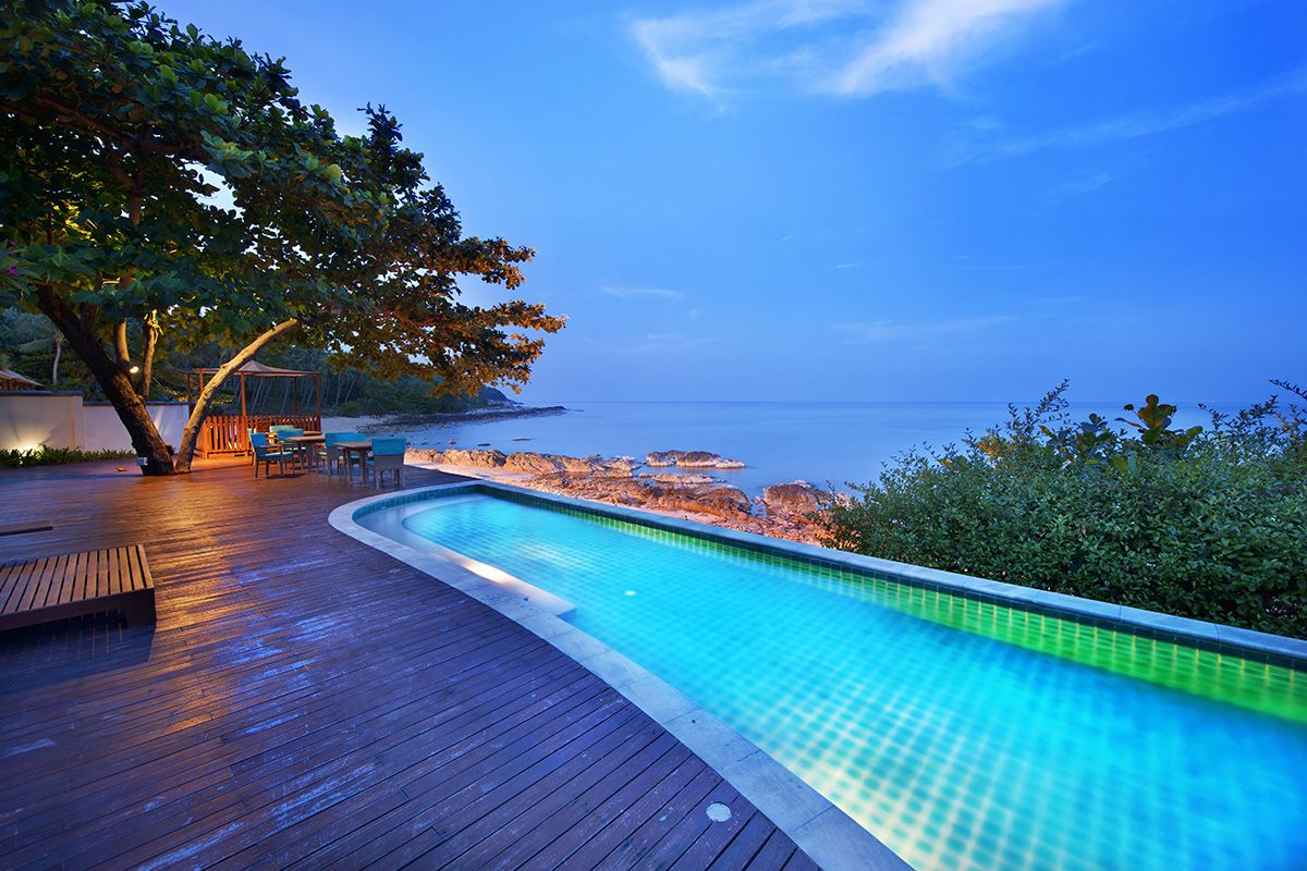Luxurious 4 bedroom sea view Villa in a Resort located in Cheong Mon: Luxurious 4 bedroom sea view Villa in a Resort located in Cheong Mon.