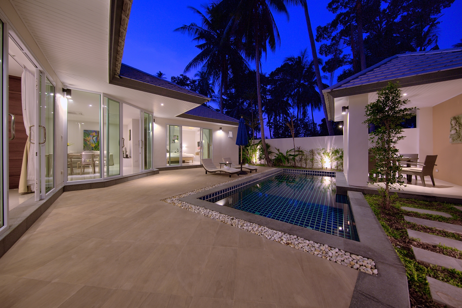 Beachside 2 Bedroom Garden Pool Villa in Lipa Noi for sale