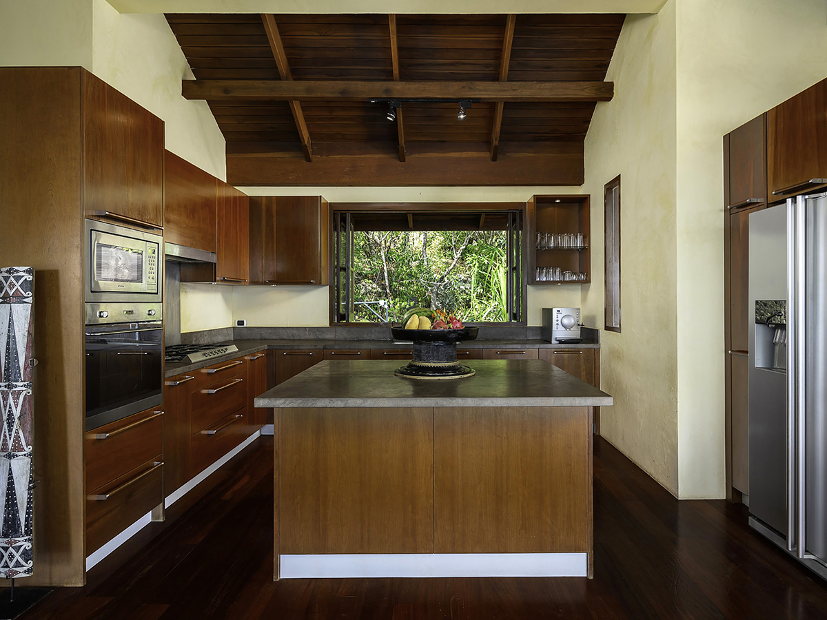 Villa Sila Varee – Remarkable 5 Bedroom Seaview Villa in Laem Set for sale