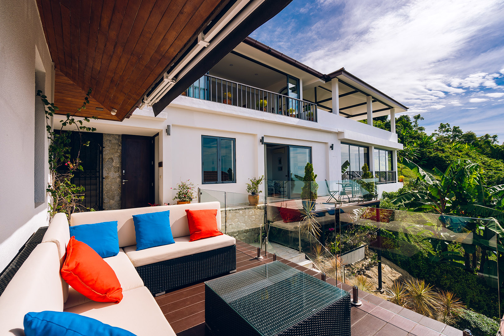 The Peak – Cliffside 5 Bedroom 6 Bathroom Seaview Villa in Bangpor for sale