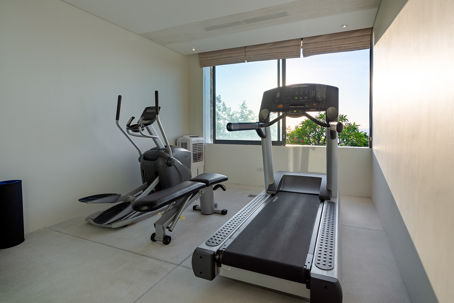 The Finest 5 Bedroom Seaview Pool Villa in Samujana for sale