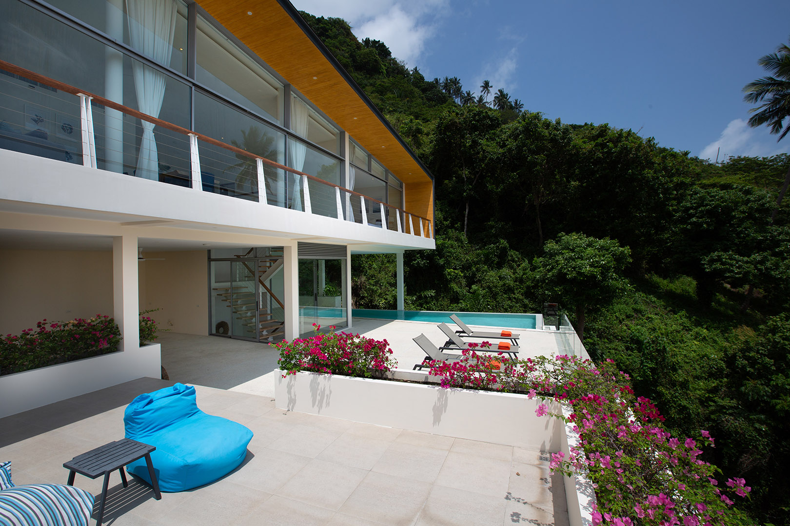 Oasis Samui – Modern 4 Bedroom Seaview Pool Villa in Lamai for sale