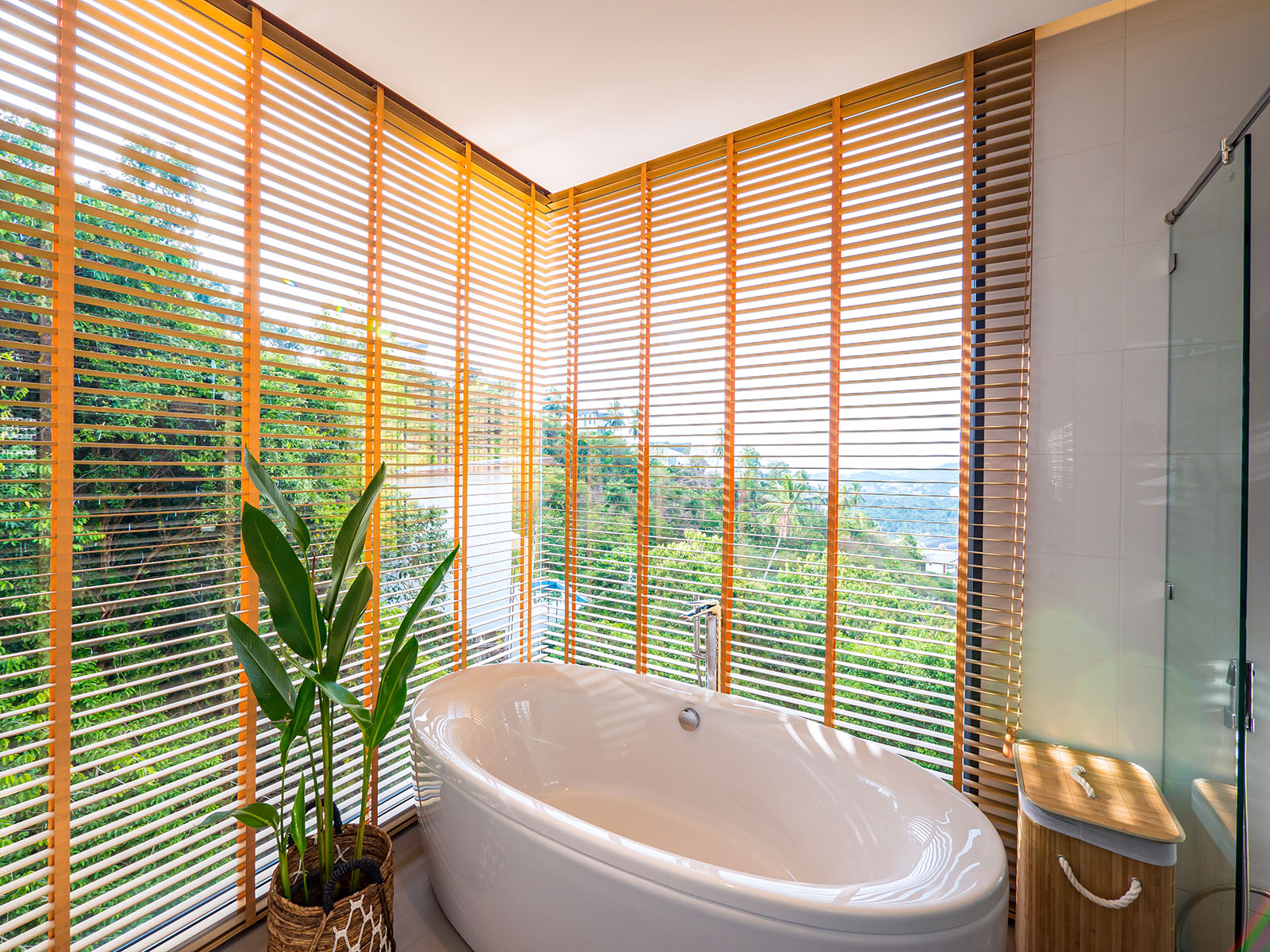 (PRICE REDUCED!) Verano Residence - Contemporary 3+1 Bedroom Seaview Pool Villa in Chaweng Noi for Sale