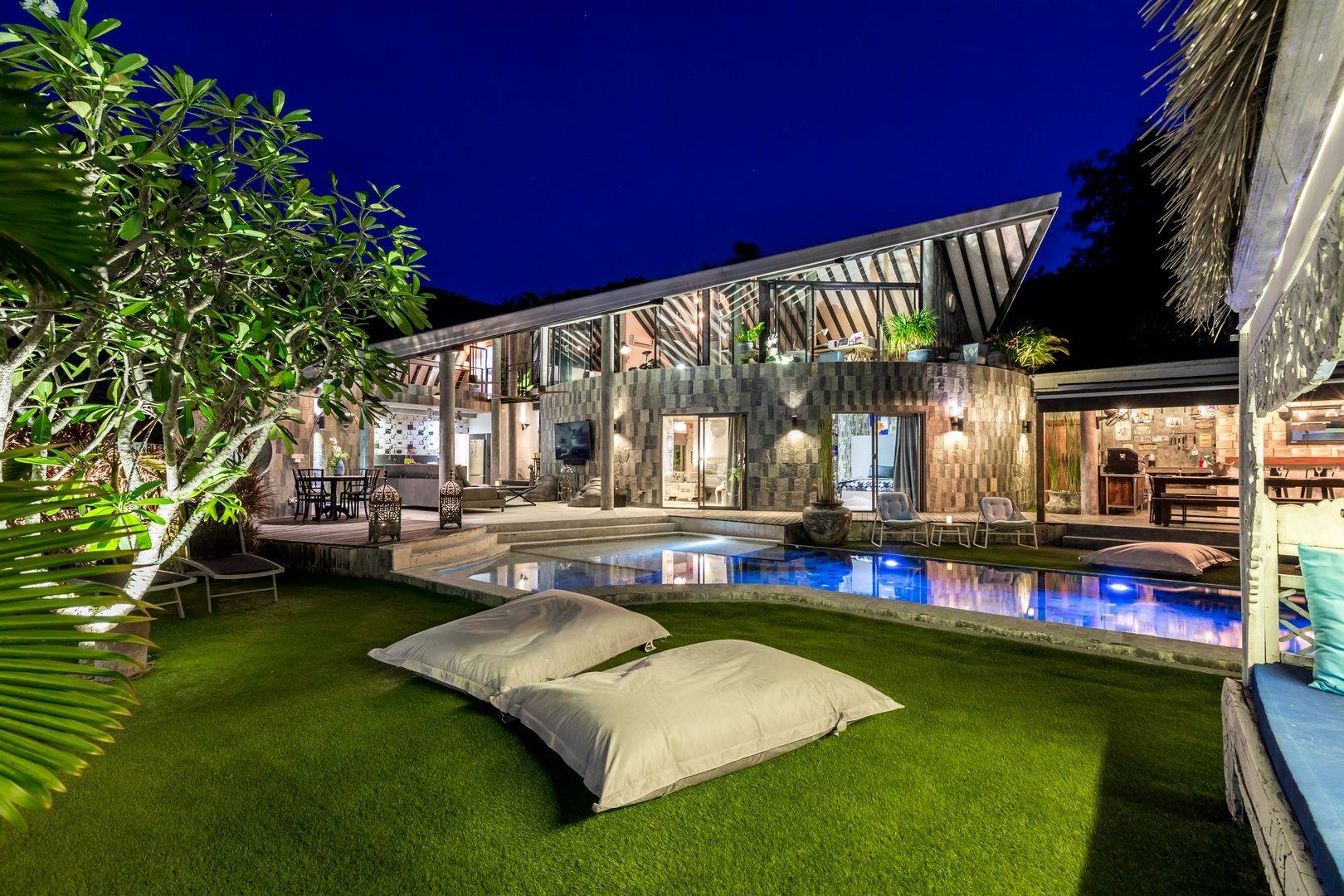 (SOLD) Villa Khwamrak – Unique and Spacious Villa for sale in Bophut