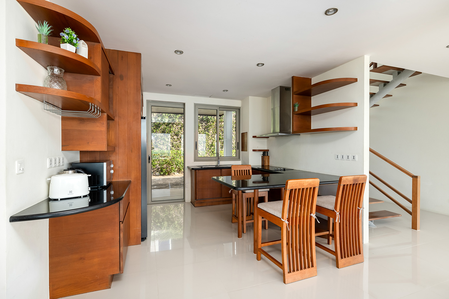 (PRICE REDUCED!) Narai Kiri Villa – Spacious 5 Bedroom Seaview Pool Villa in Plai Laem for sale