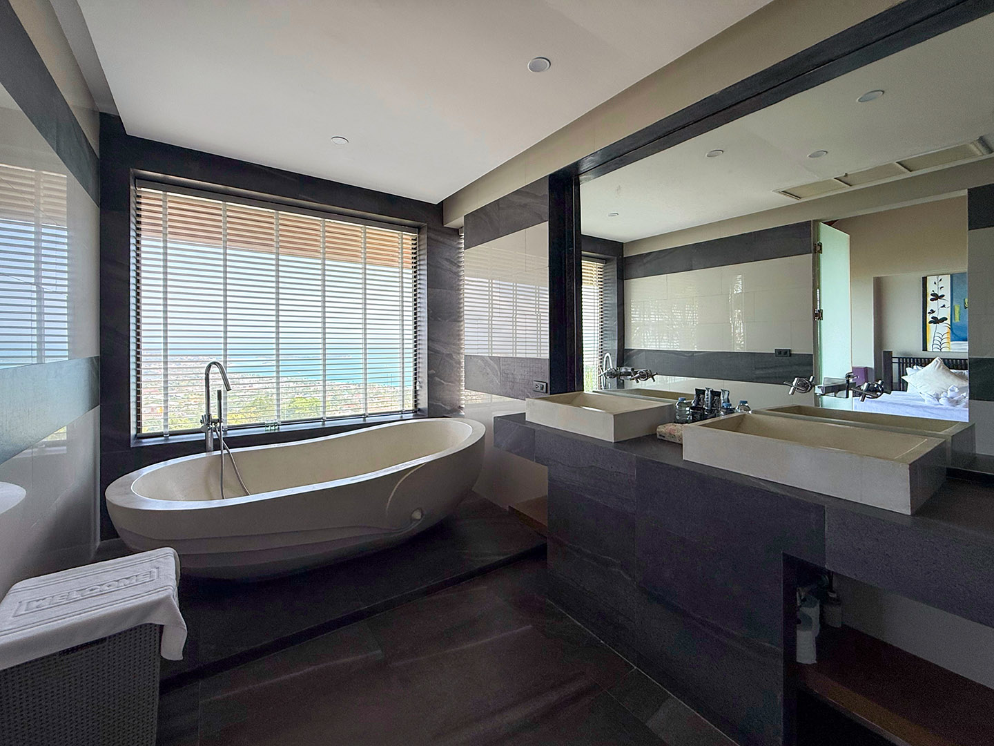 Rockwater Villa Enam – Timeless 4+1 Bedroom Seaview Pool Villa in Chaweng Noi: Rockwater Villa Enam – Timeless 4+1 Bedroom Seaview Pool Villa in Chaweng Noi