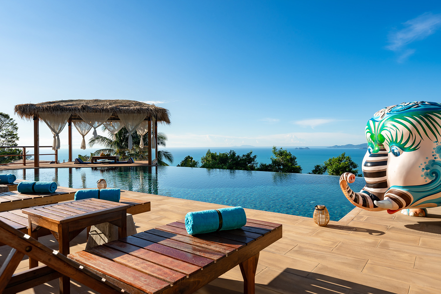 Baan Faa Sai – Renovated 5 Bedroom Seaview Pool Villa in Bangpor for Sale