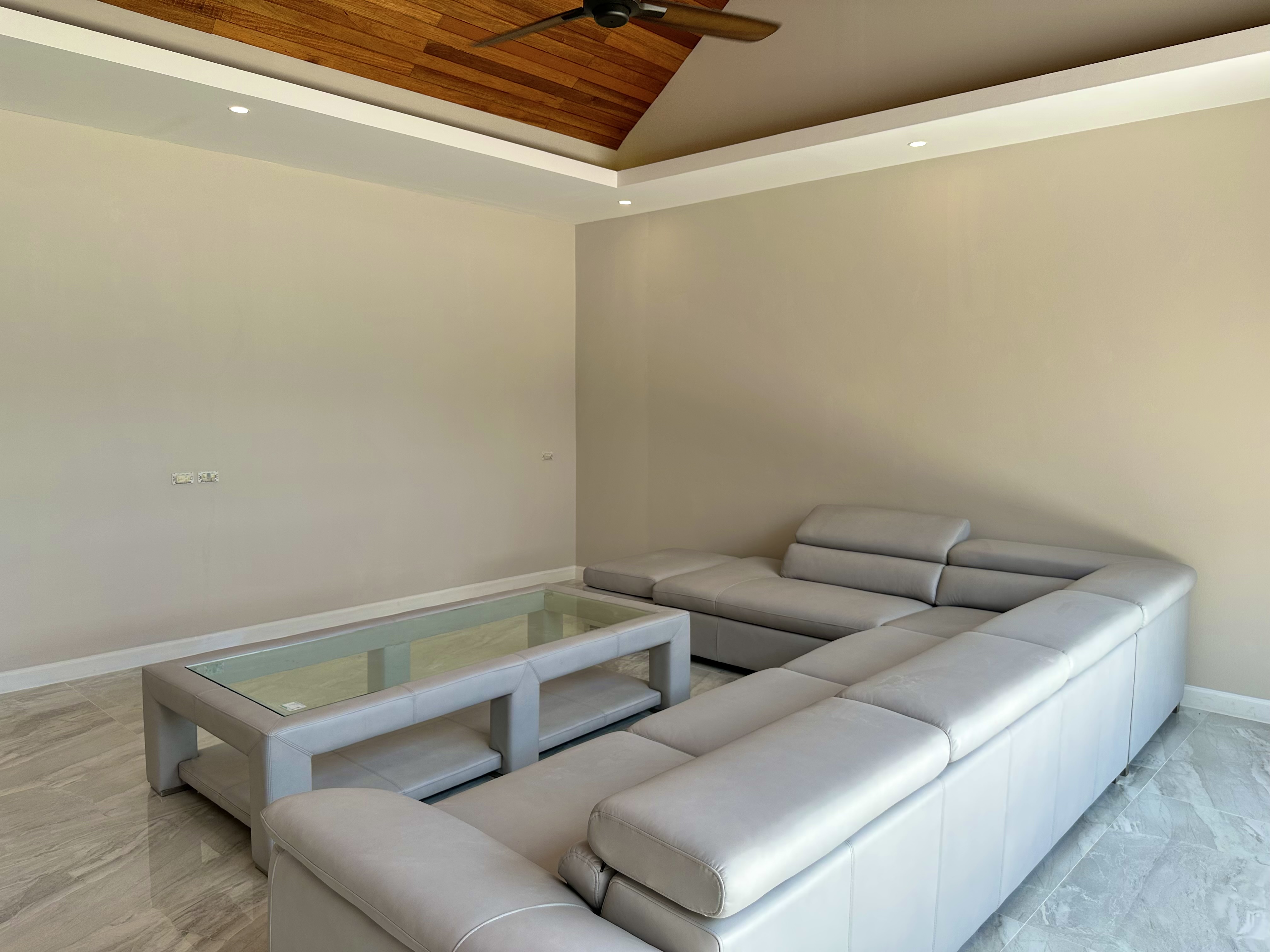 (SOLD) Villa Tujuh - Traditional Tropical 3 Bedroom Seaview Pool Villa in Chaweng Noi For Sale