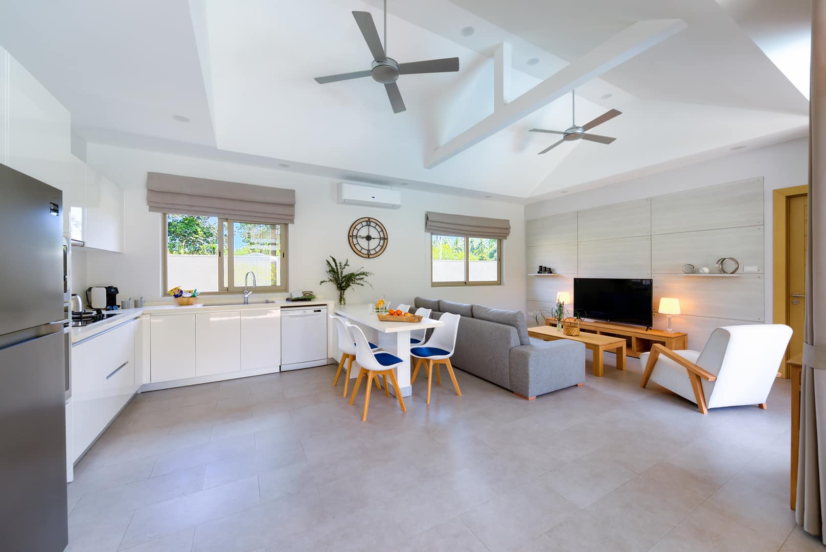 (SOLD) Villa Saona 2 – Chic 3 Bedroom Pool Villa in Lamai for sale