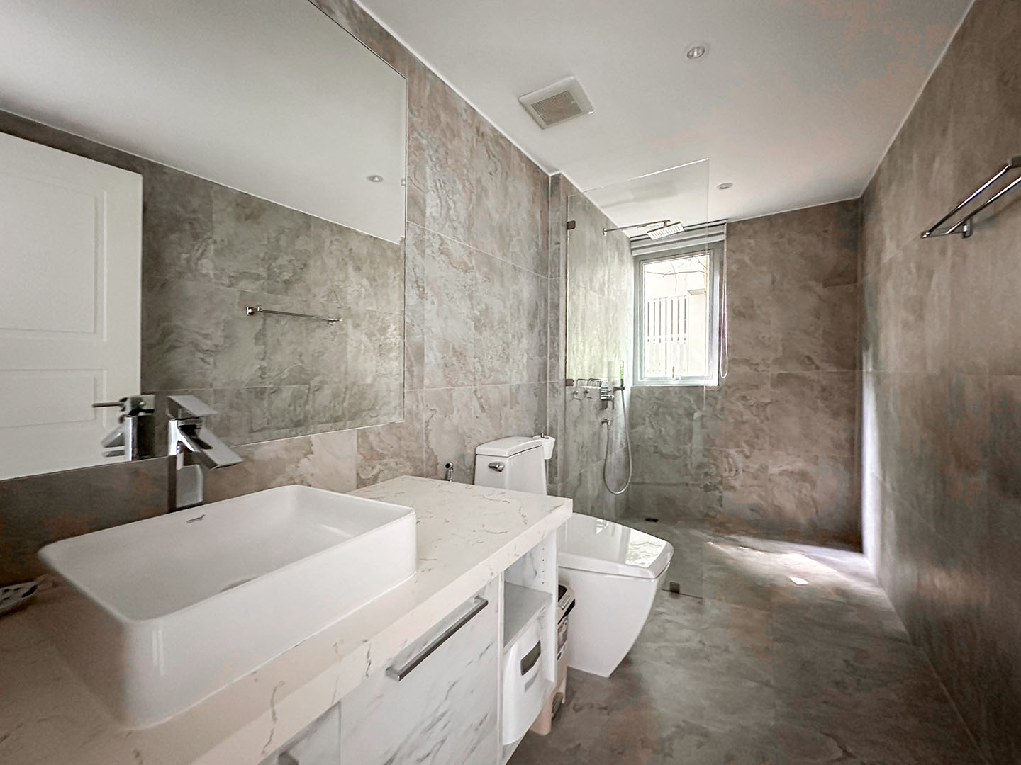 Bayside BB3 – Beachside 5 Bedroom Seaview Pool Villa in Samrong Bay for sale: Bayside BB3 – Beachside 5 Bedroom Seaview Pool Villa in Samrong Bay for sale