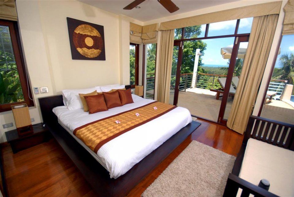 Five bedroom sea view villa in Bang Por