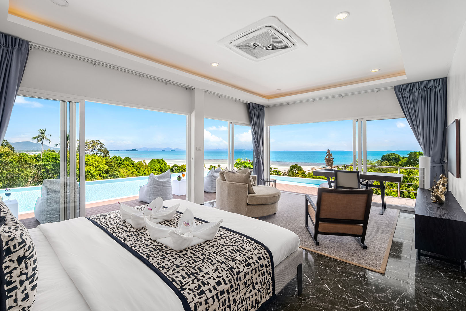 Substantial 9 Bedroom Seaview Pool Villa in Bang Makham for sale