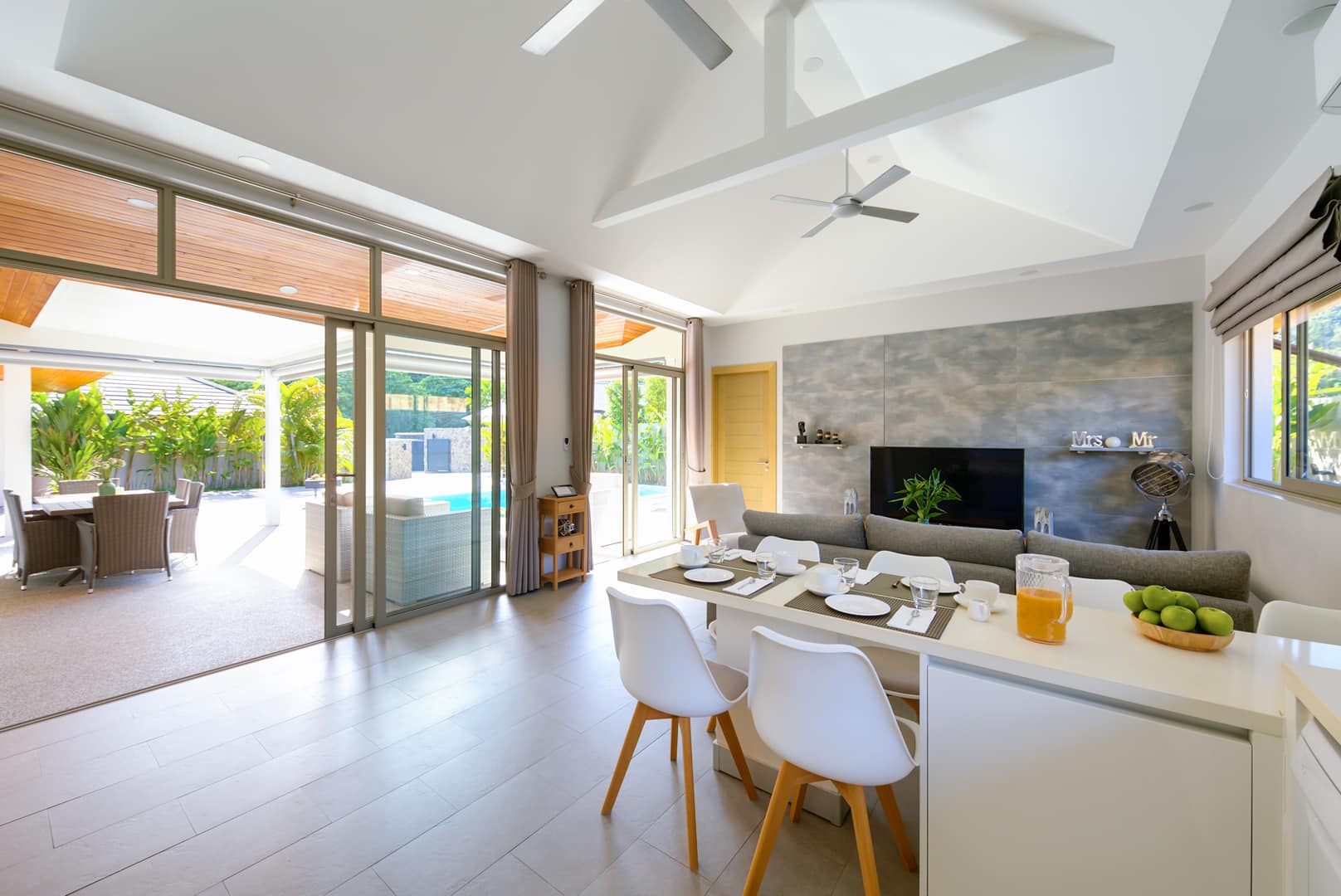 (SOLD) Villa Saona 1 – Chic 3 Bedroom Pool Villa in Lamai for Sale