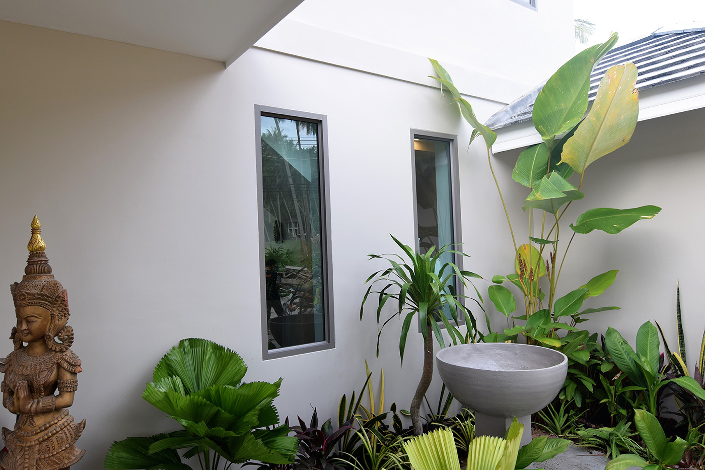 Charismatic 11-Room Resort for sale in Lamai, Koh Samui