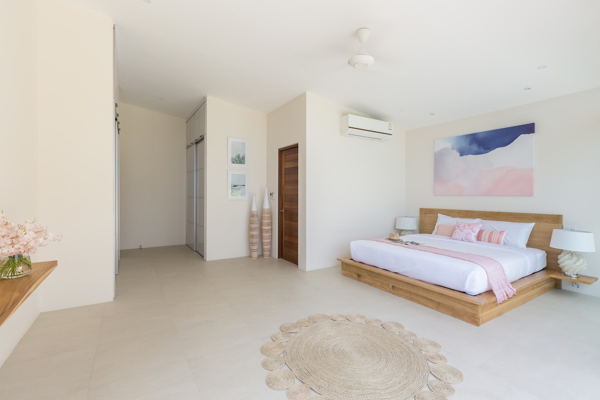 Oasis Samui – Modern 3 Bedroom Seaview Pool Villa in Lamai for sale