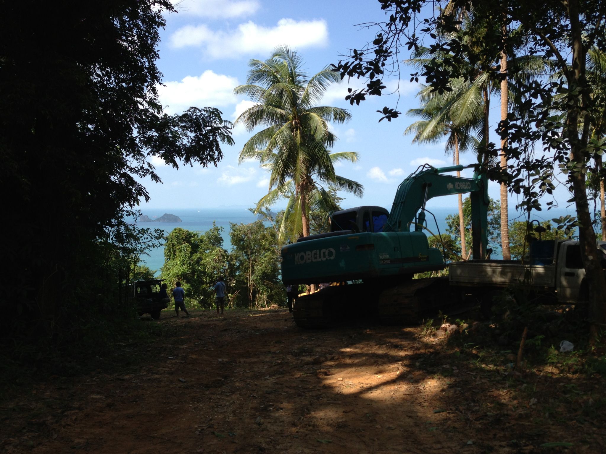 46 rai sea view land at Taling Ngam together with beach front.