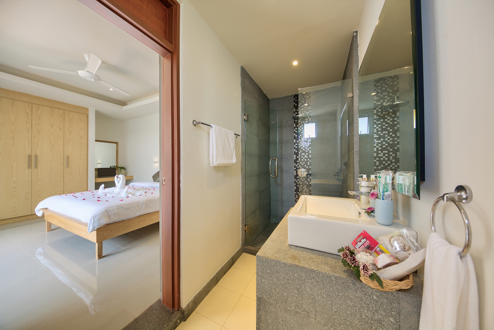 Beachside 2 Bedroom Garden Pool Villa in Lipa Noi for sale