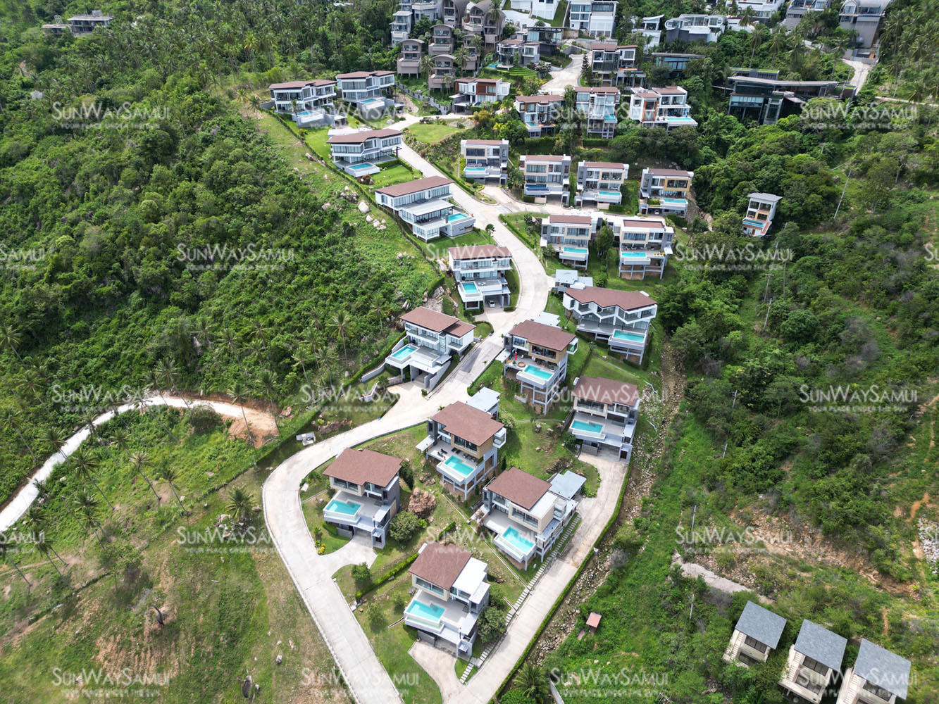 Verano Residence – 3 Bedroom Seaview Pool Villa in Chaweng Noi for sale