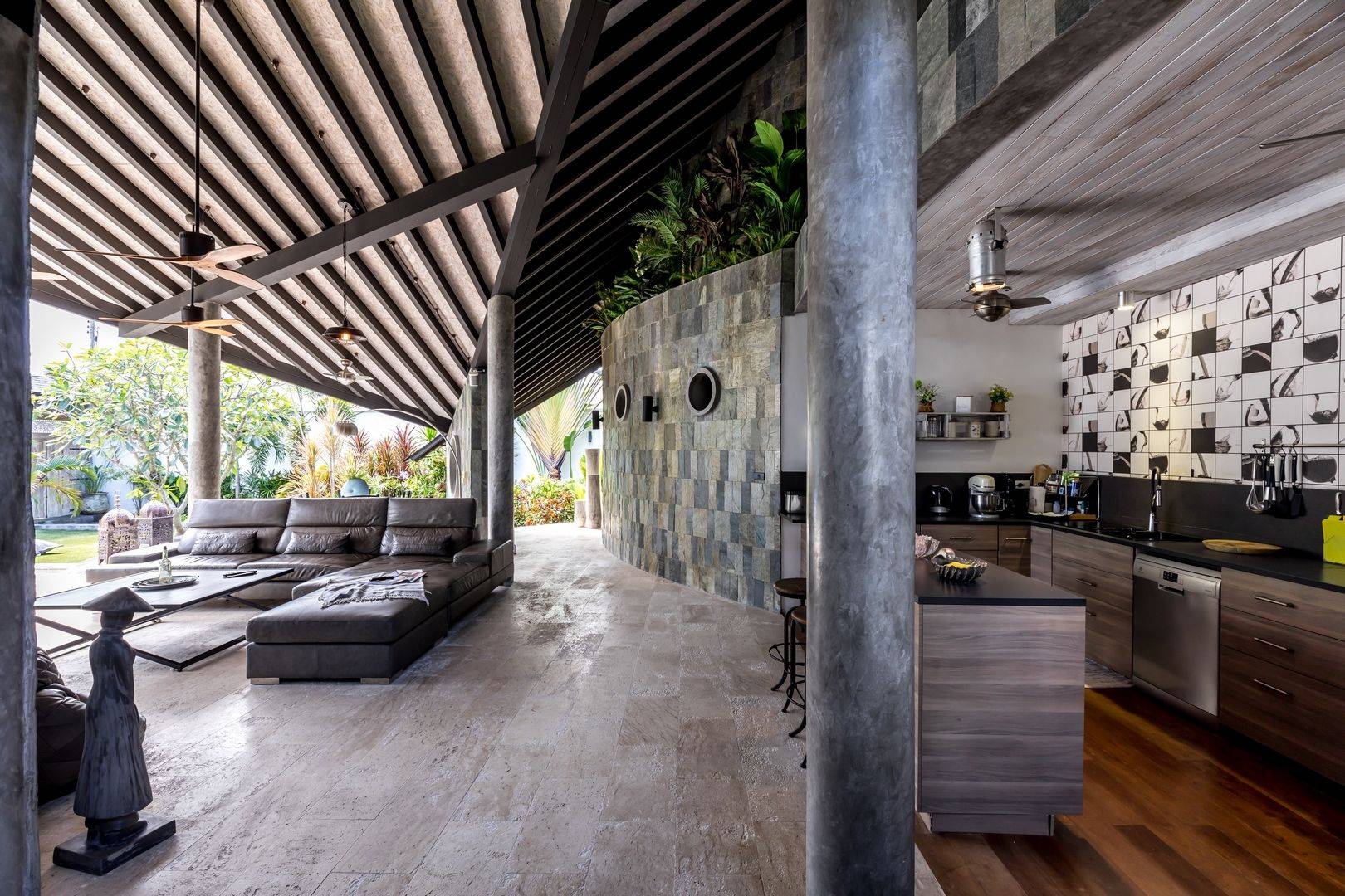 (SOLD) Villa Khwamrak – Unique and Spacious Villa for sale in Bophut