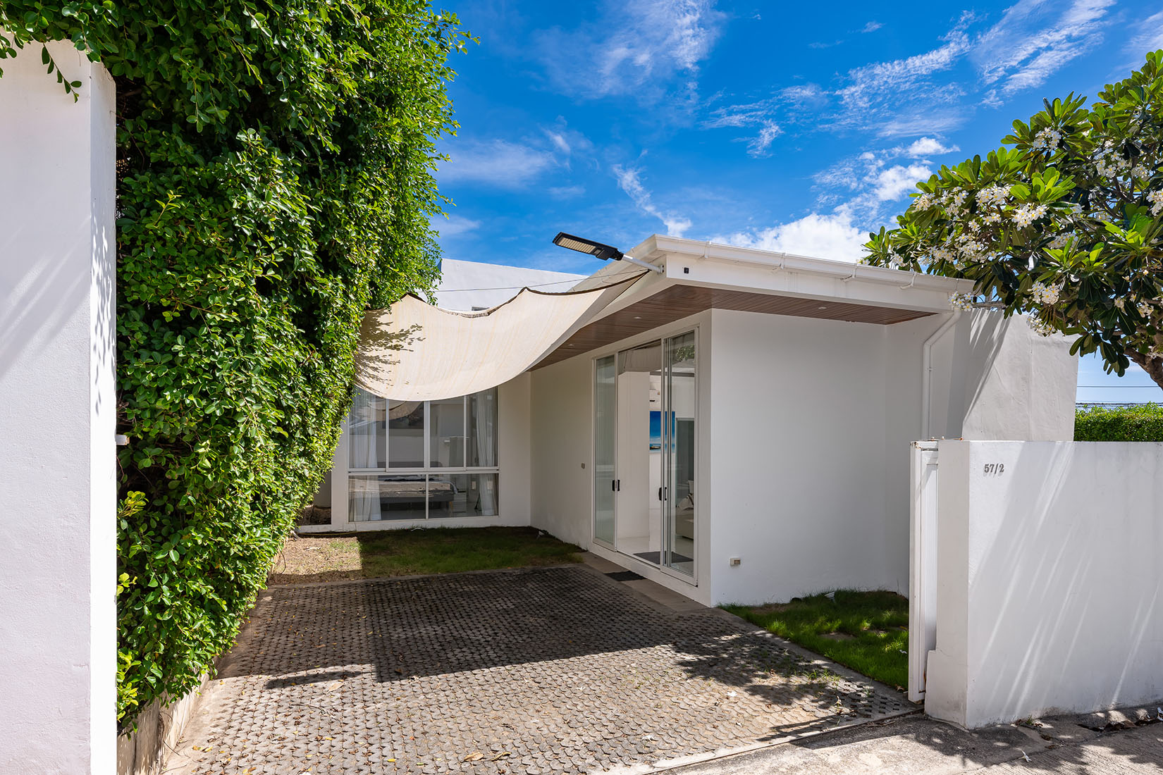 Villa Panoramic – Modern 2 Bedroom Garden Pool Villa in Chaweng for sale: Villa Panoramic – Modern 2 Bedroom Garden Pool Villa in Chaweng for sale